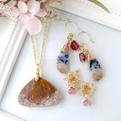 【和栗】オパライズド・ウッド（オパール化した木の化石） 1枚目の画像