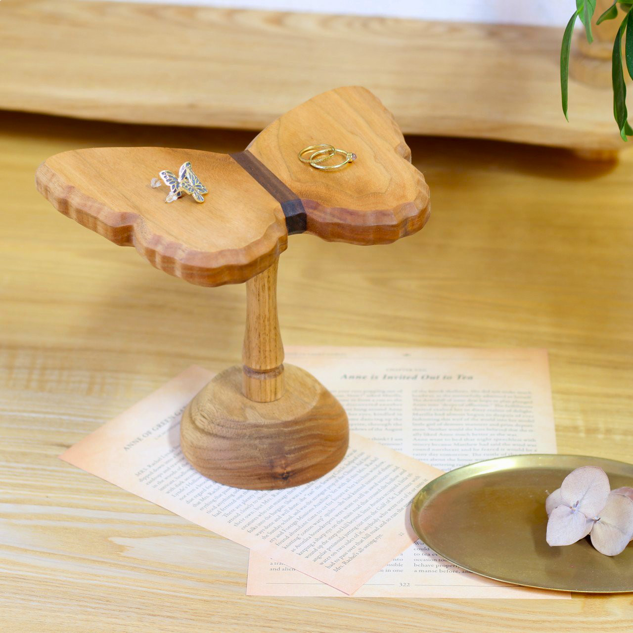 蝶々のディスプレイスタンド｜S