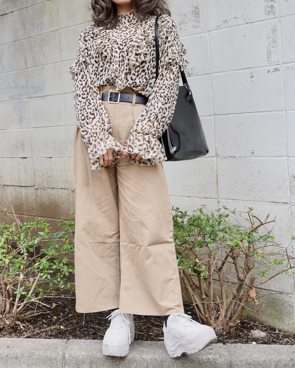 Tuck Wide Slacks *with Belt (beige)