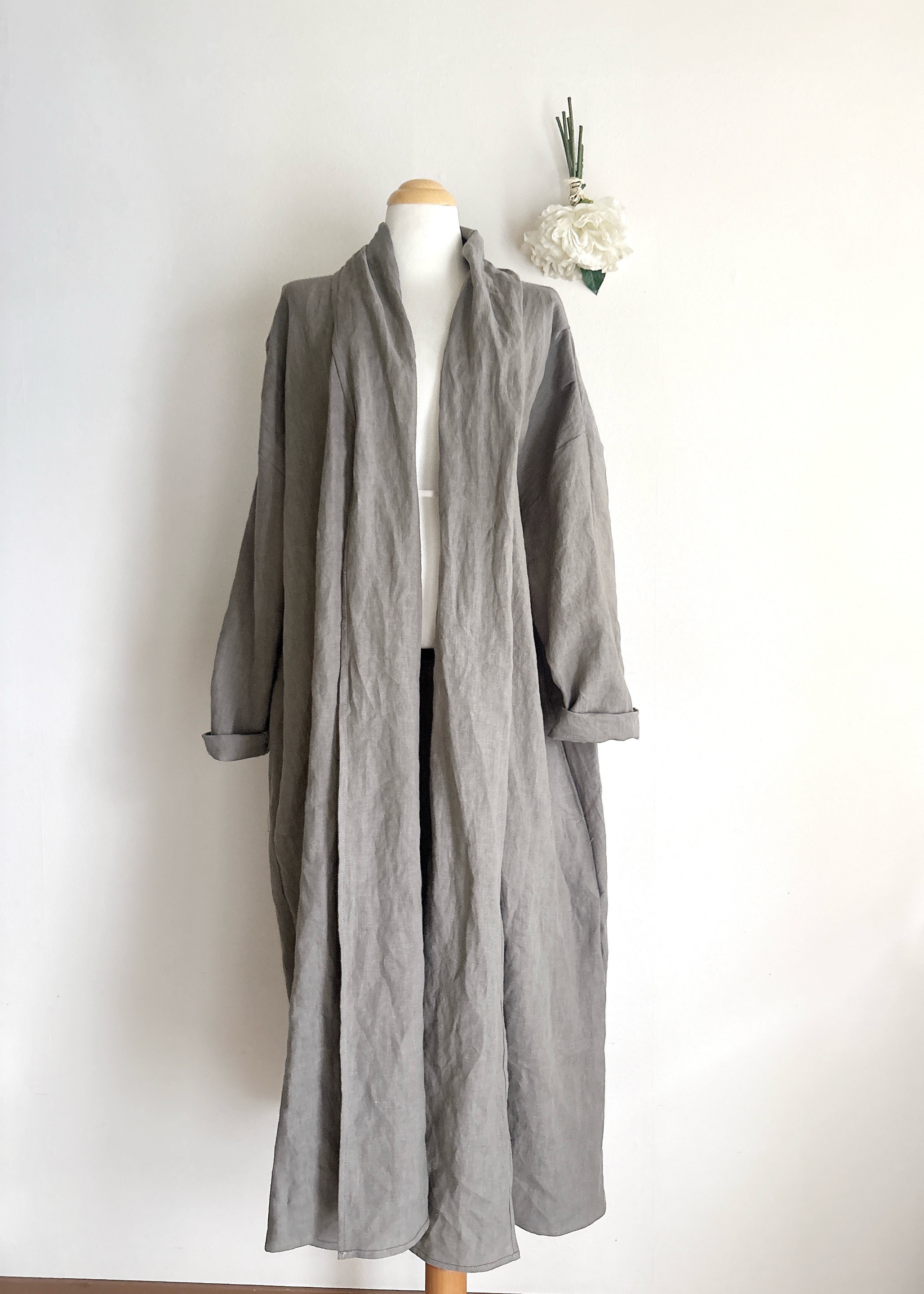 新色　フレンチリネン ロングコート／アッシュカーキ｜春秋にも羽織れる軽やかリネンコート【受注製作】