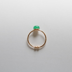 （獨一無二）綠瑪瑙淡色免費戒指（6毫米，金色手術不銹鋼） 第4張的照片