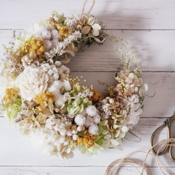 三日月リース プリザーブドフラワー ドライフラワー 玄関リース ピンク