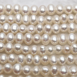 美麗 極小 淡水パール 真珠 3mm 4mm 19cm 小粒 ベビー ポテト tp0032 1枚目の画像