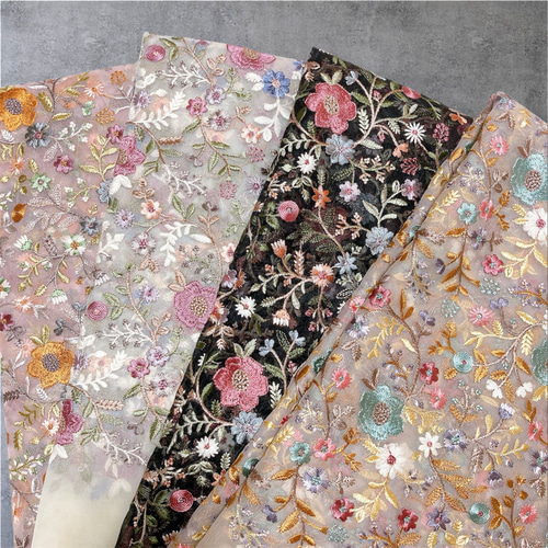 インド刺繍生地 【89cm×45cm】 刺繍部分 チュール ピンク 花柄