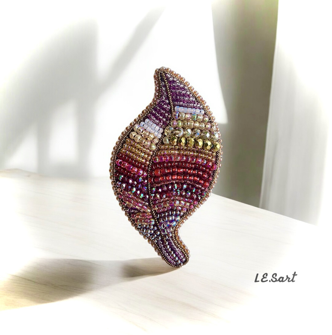 秋の葉っぱ✳︎紅葉✳︎ビーズ刺繍ブローチ