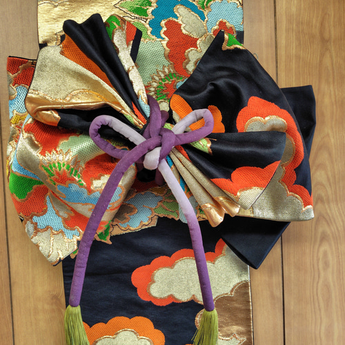 帯タペストリー お正月飾り 帯リメイク アンティーク タペストリー