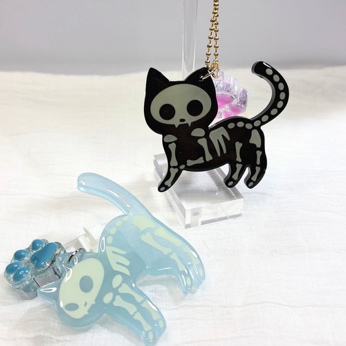 お試し価格】どくろ猫 ほねほねキーホルダー ほねほねにゃんこ