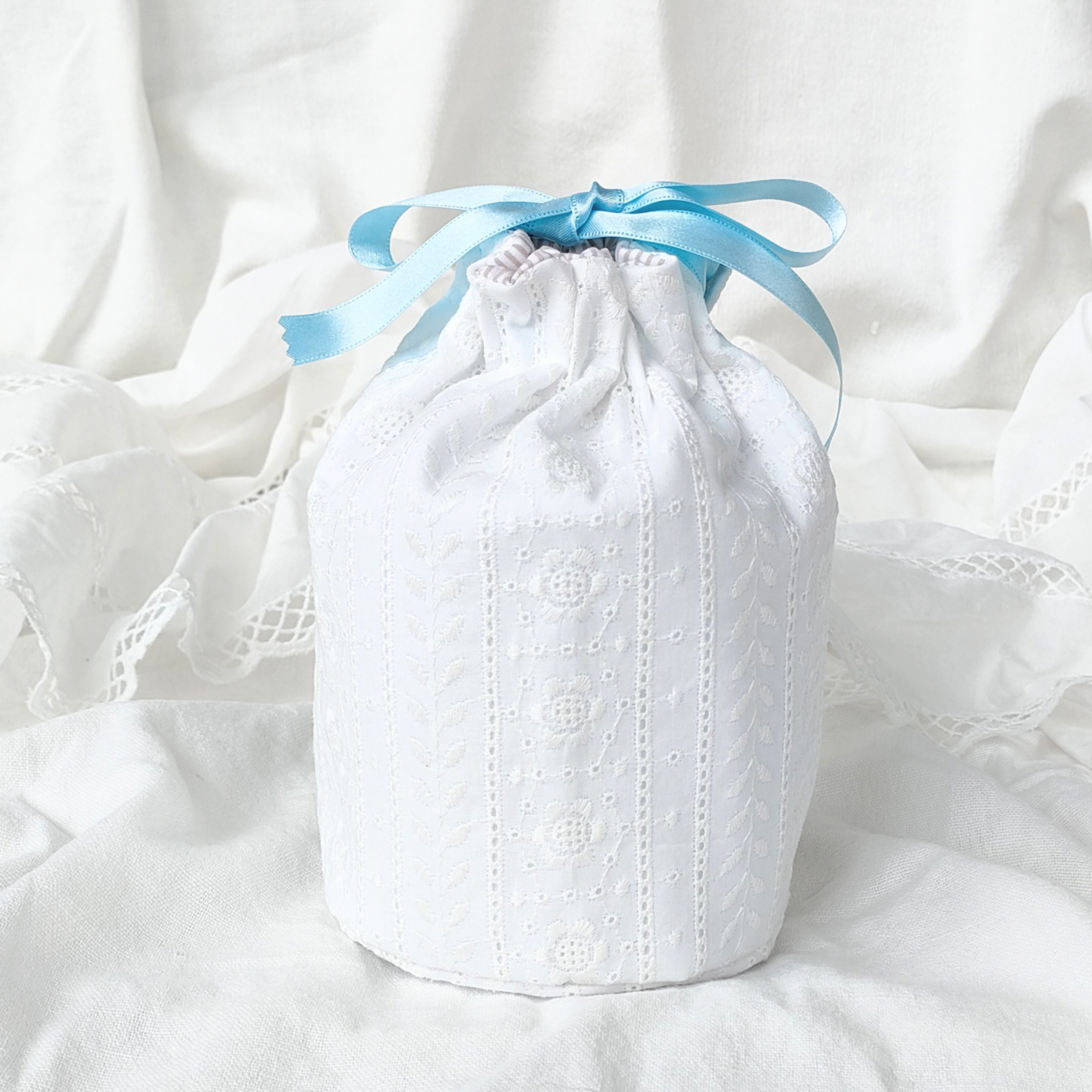 カットワークレース骨壷カバー　ストライプレース