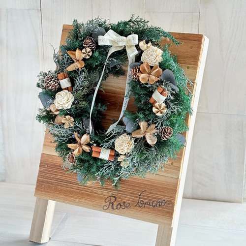 香りも楽しむクリスマスリース〜プリザーブドフラワー・ドライフラワー