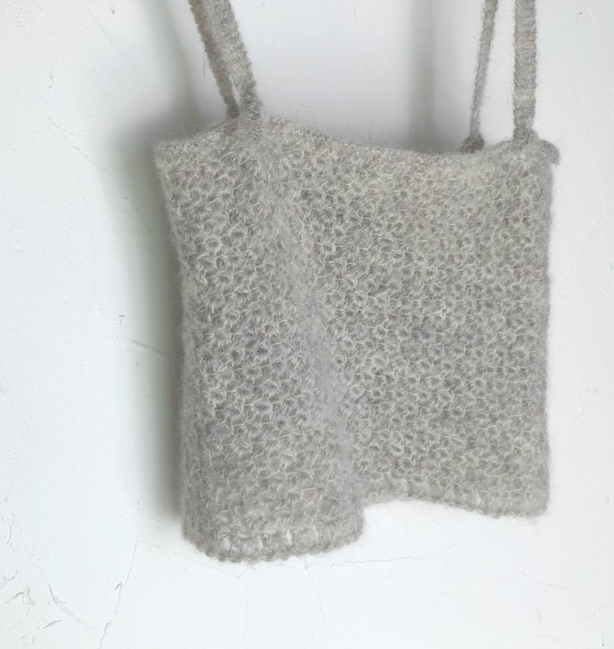 ふんわりアルパカウールのビスチェ＆キャミソール＆スヌード［3way］gray