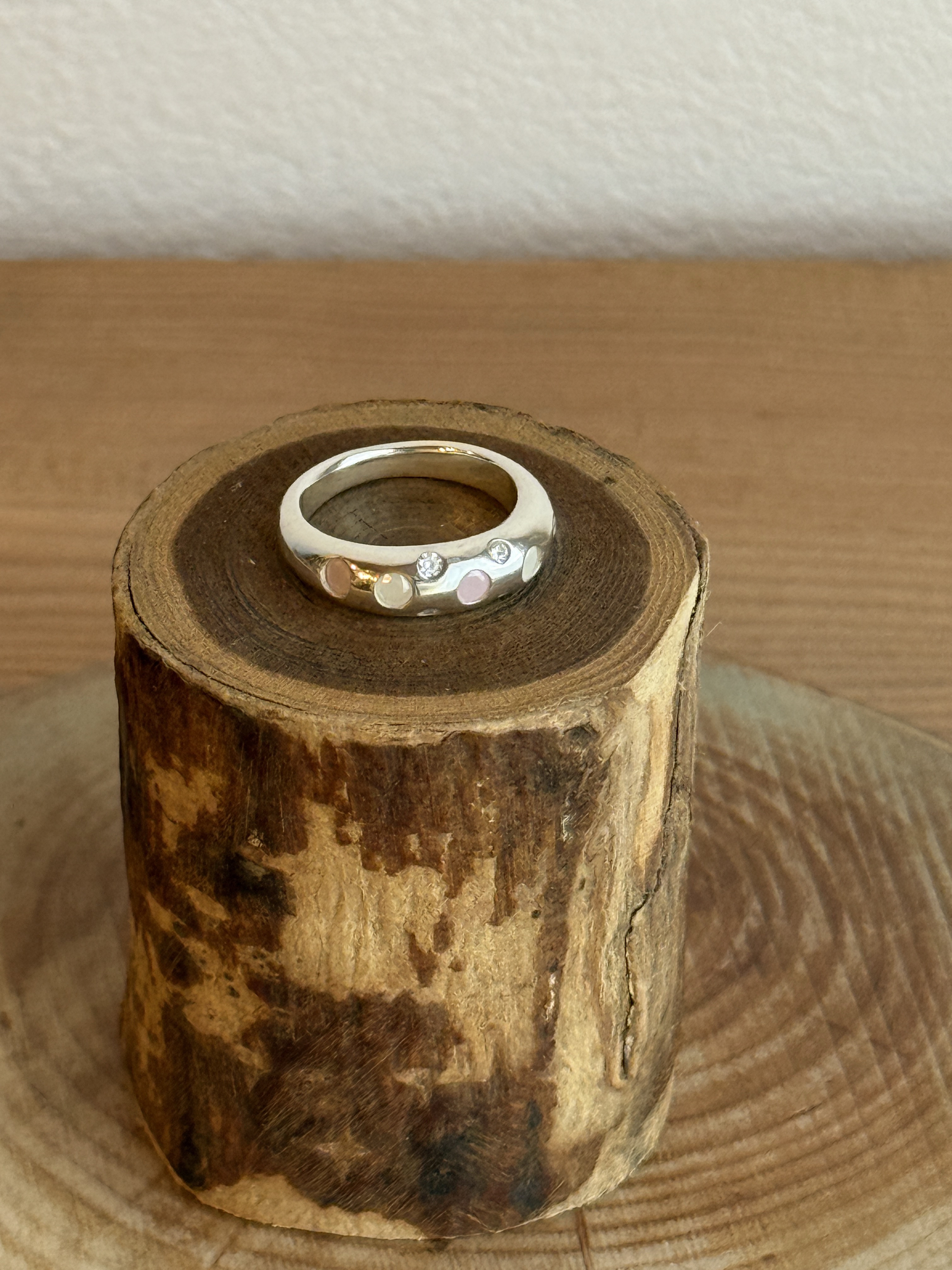 純銀甲丸リング合成石8個リング