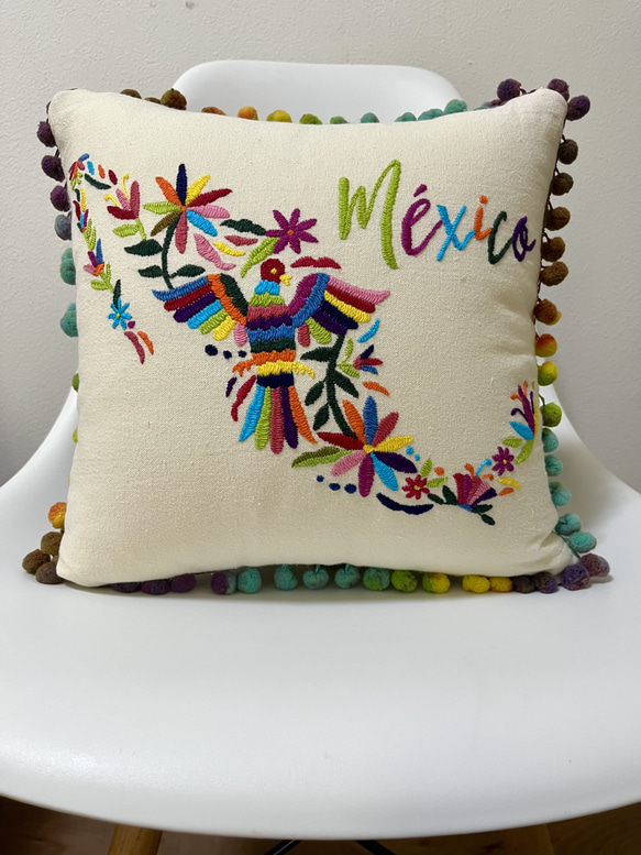 お洒落な刺繍入りクッションカバー(2枚セット) クッションカバー【30cm角】メキシコ オトミ刺繍 鳥 クッション