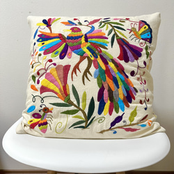 中国 刺繍 孔雀 デザイン クッションカバー 2枚セット 中国 刺繍 孔雀 デザイン クッションカバー 2枚セット
