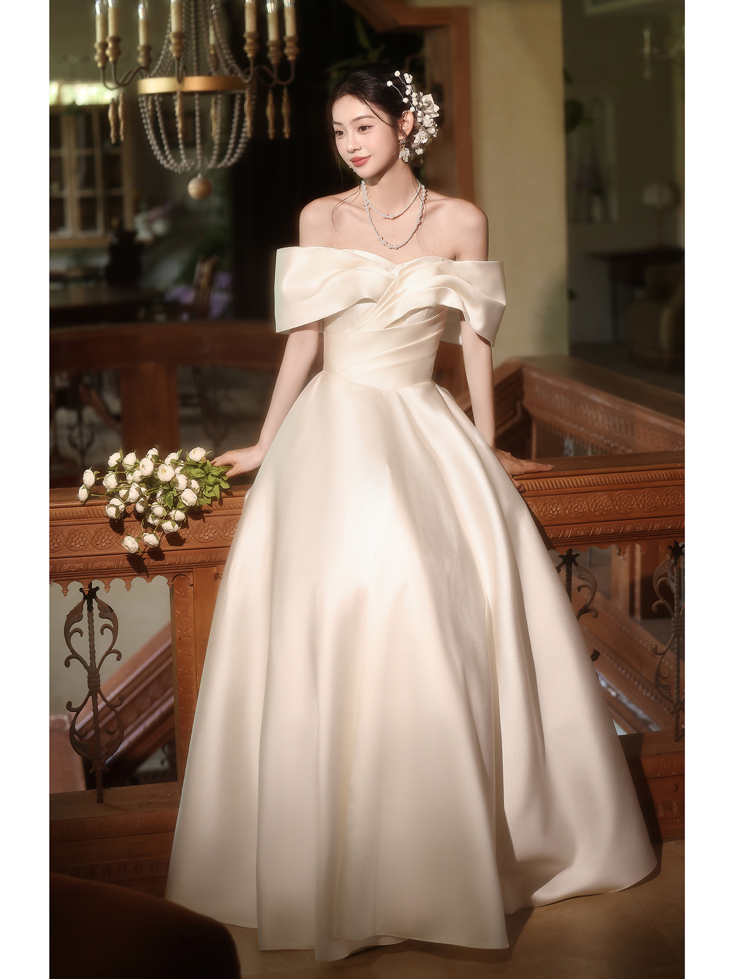 豪華 ベージュ 韓国風 オフショルダー ウェディングドレス パーティー 結婚式 花嫁 演奏会 前撮り 披露宴 A7012