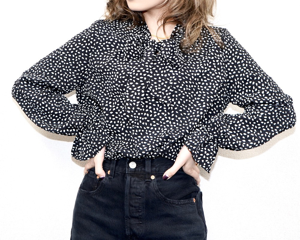 Drop Ribbon Bow Tie Blouse　ブラウス モノトーン