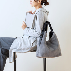 【待望のSサイズ登場】甘すぎないふわもこバッグ フリル ショルダーバッグ トートバッグ ファーバッグ 305-23 13枚目の画像