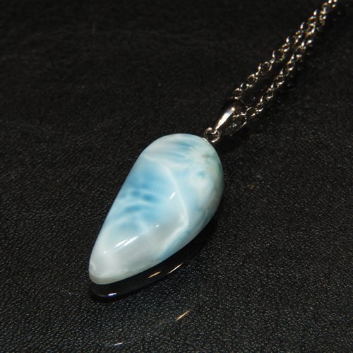 完全ナチュラル！含侵処理、色染め、練り一切なしのラリマーペンダント