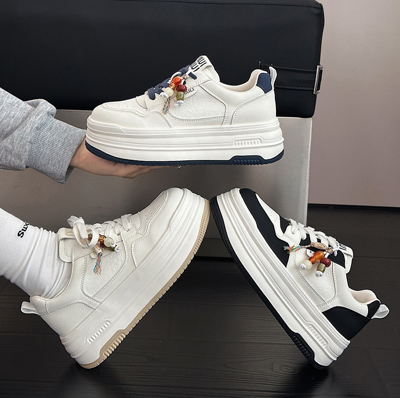 レディースカジュアルスニーカー白シューズ・軽くて快適・通気性が良く履きやすいW493