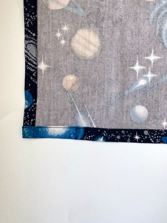 宇宙柄ネイビー☆120〜130こどもエプロン、三角巾、巾着3点セット　 6枚目の画像