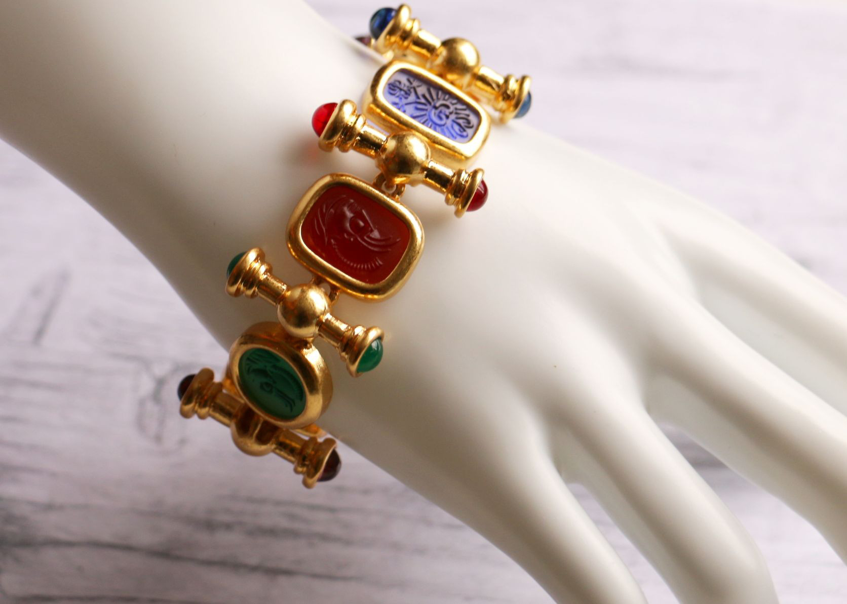 ヴィンテージ・ヴィクトリアン風　ガラス印象　真鍮　brass ブレスレット