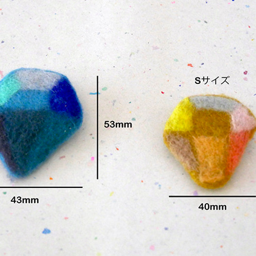 宝石みたいなブローチ 羊毛フェルト ブローチ イロとカタチ：felt