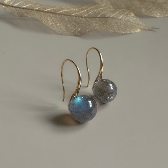ラブラドライトドロップピアス/ 金具変更可（シルバー・イヤリング・ステンレス） 1枚目の画像