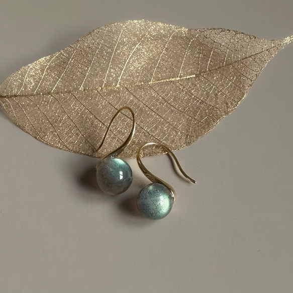 ラブラドライトドロップピアス/ 金具変更可（シルバー・イヤリング・ステンレス） 3枚目の画像