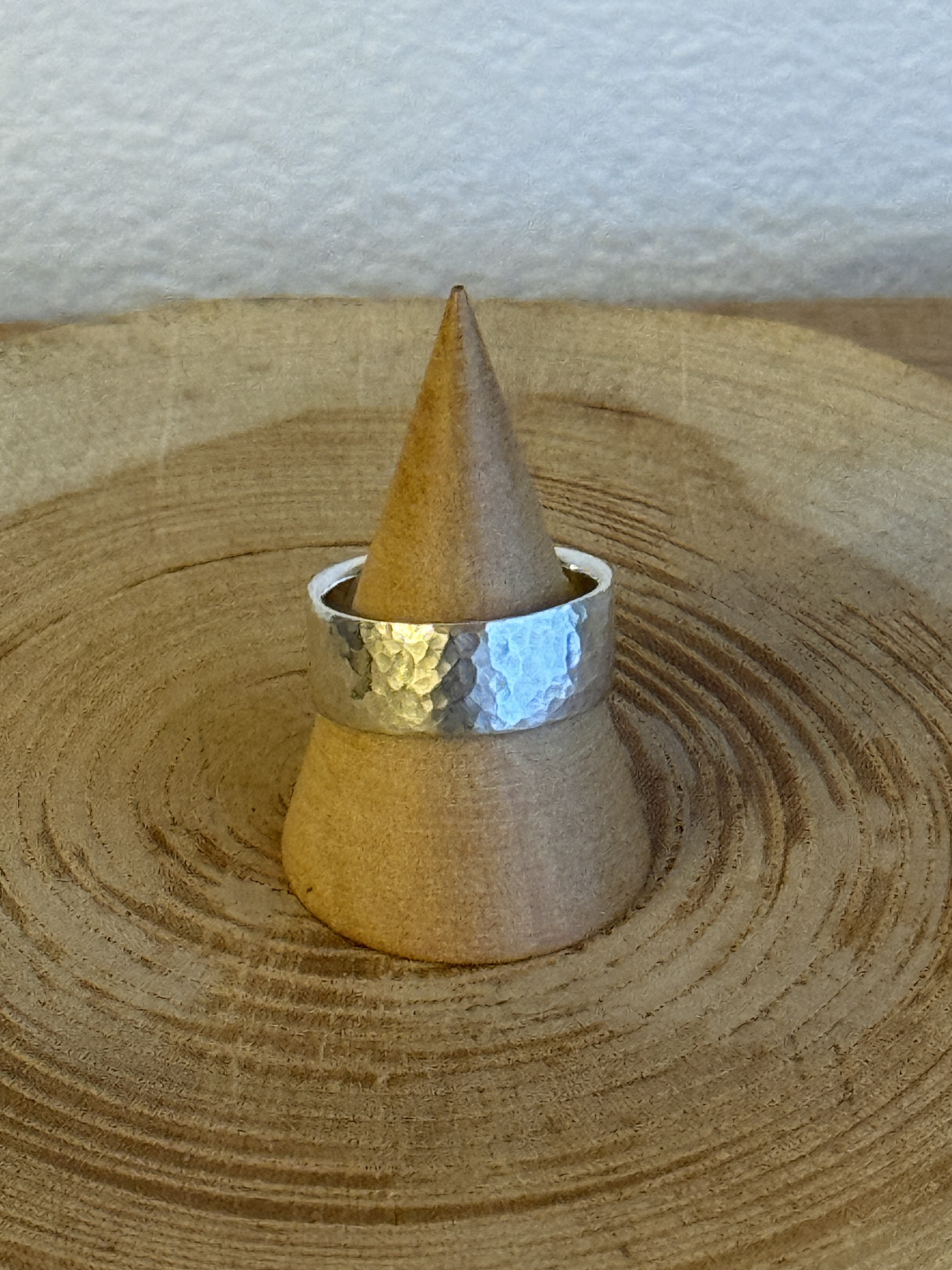 純銀たがね打ち模様リング