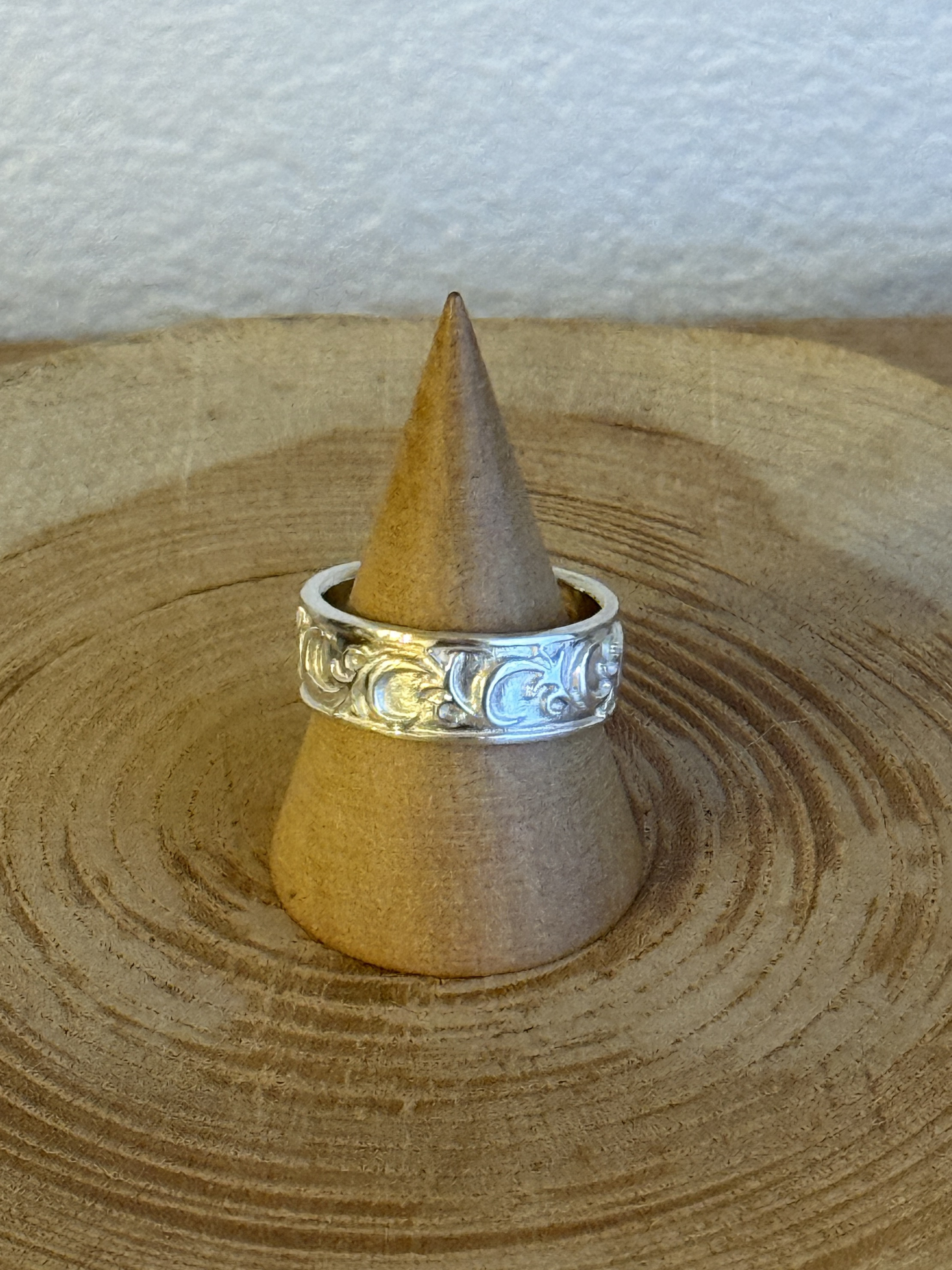 純銀前面オリエンタル模様リング