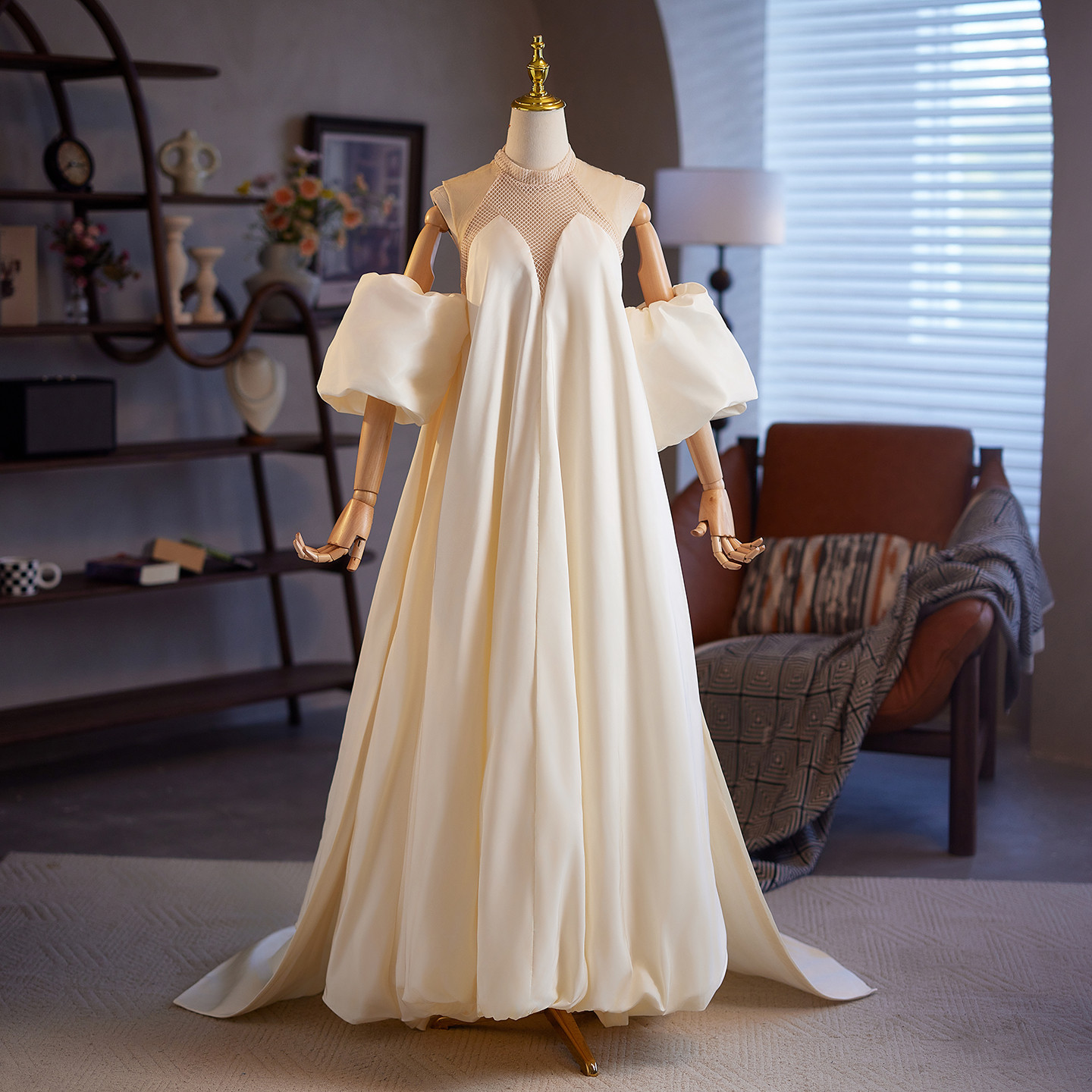 綺麗 ベージュ サテン ネックホルダー ウェディングドレス パーティー 結婚式 花嫁 演奏会 前撮り 披露宴 A7073