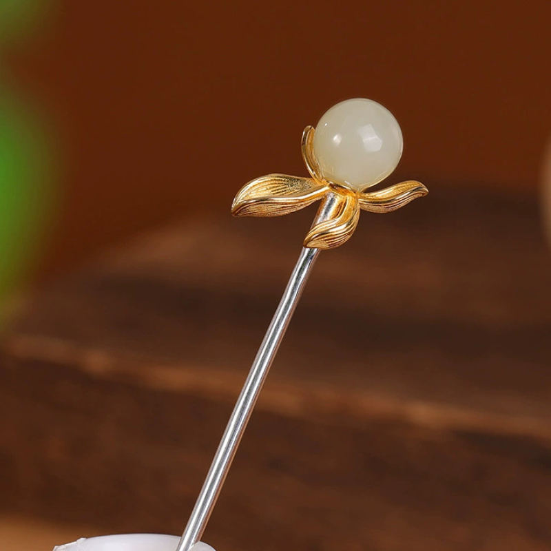 ハクモクレンのかんざし - 風に揺れる花びらを見事に再現　K195