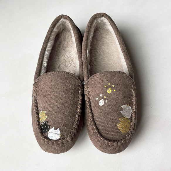 ★new 2025年モデル★あったかボアの水玉柄モカシンシューズ「にゃんモカ」ネコ！秋冬シューズ 2E【受注制作】 6枚目の画像