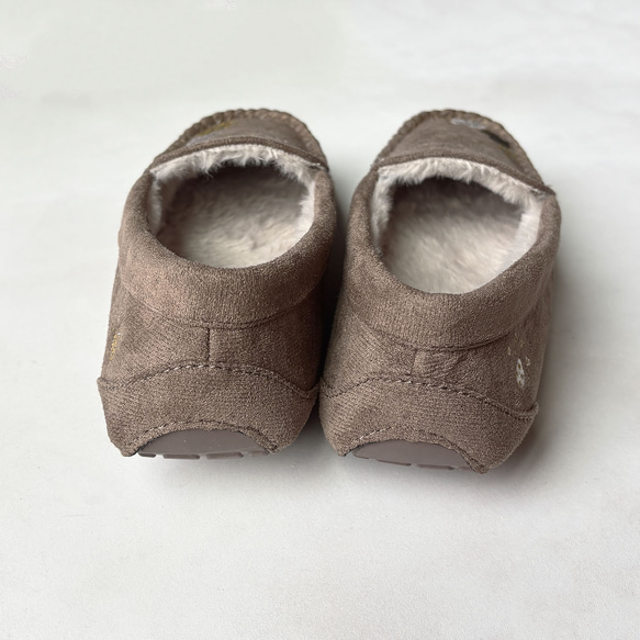 ★new 2025年モデル★あったかボアの水玉柄モカシンシューズ「にゃんモカ」ネコ！秋冬シューズ 2E【受注制作】 11枚目の画像