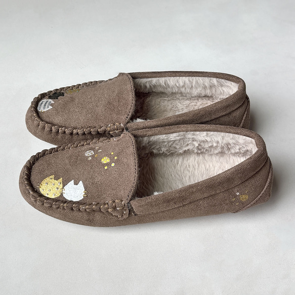★new 2025年モデル★あったかボアの水玉柄モカシンシューズ「にゃんモカ」ネコ！秋冬シューズ 2E【受注制作】 7枚目の画像