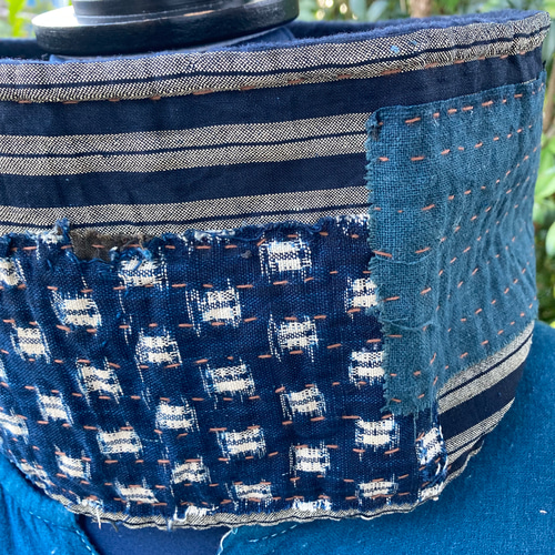 古布リメイク 藍染 蚊絣 シングルスヌード ネックウォーマー 古布リメイク 藍染 蚊絣 シングルスヌード ネックウォーマー 古布