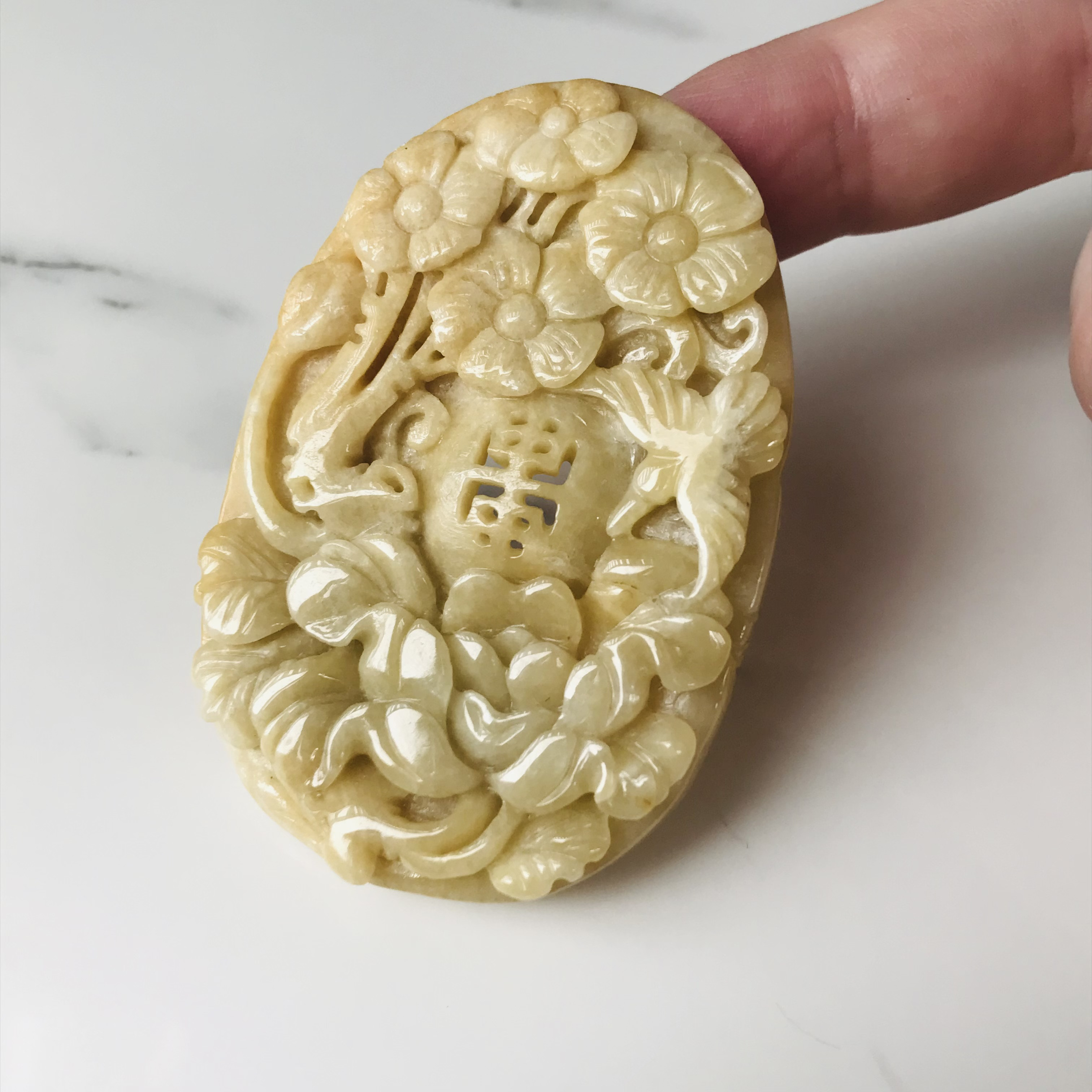 [P300-006］ジェイド　JADE  ヒスイ　本翡翠　ペンダントトップ　ミャンマー産　パーツ