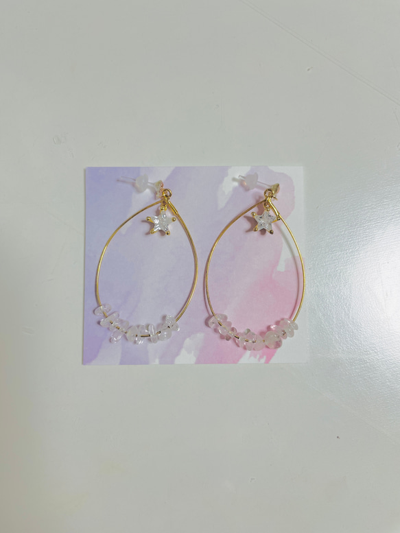 【一点物シリーズvol.10 樹脂ピアス】ビジューの輪っかピアス 3枚目の画像