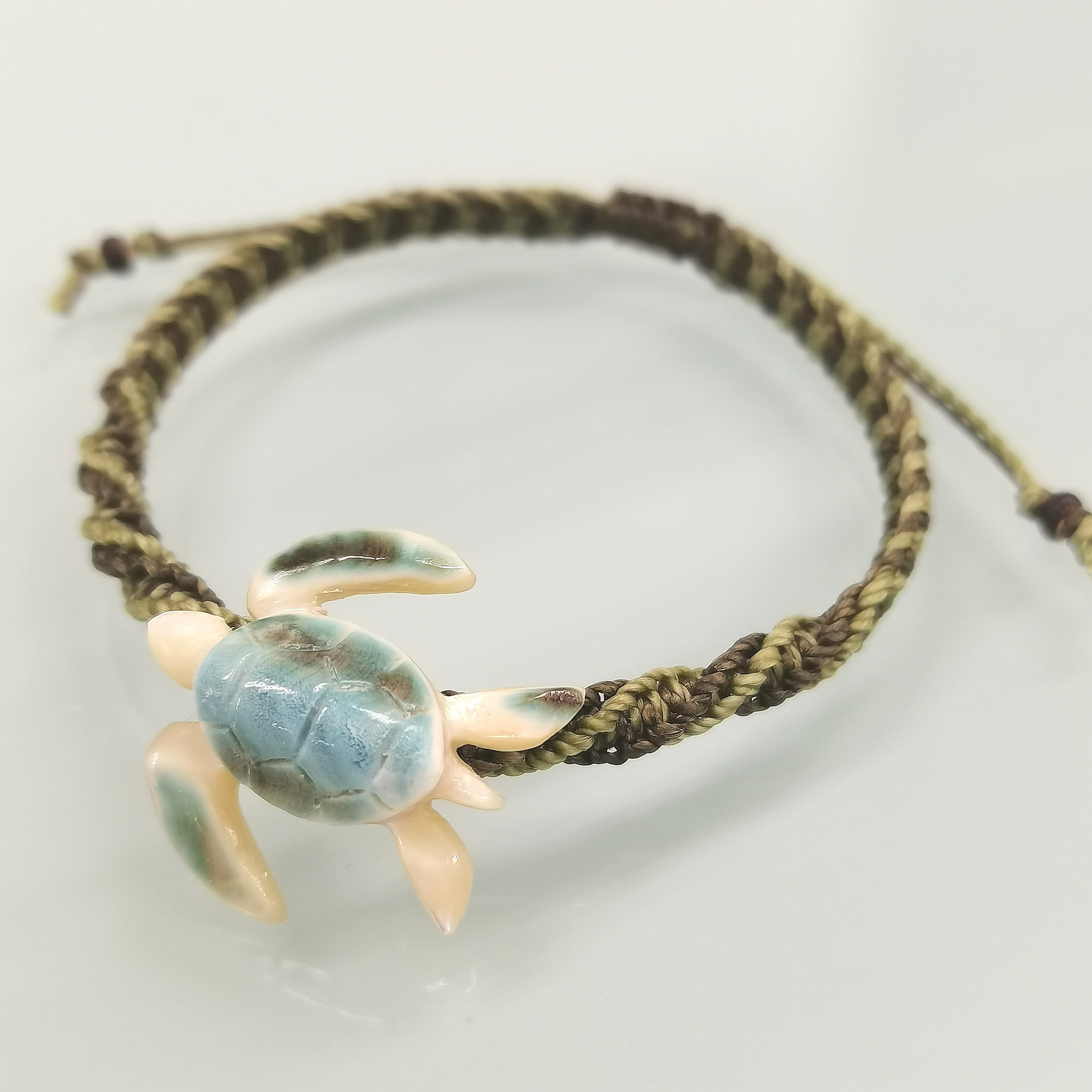 夜光貝 ウミガメ ホヌ ブレスレット ブラウン AB-Y5L