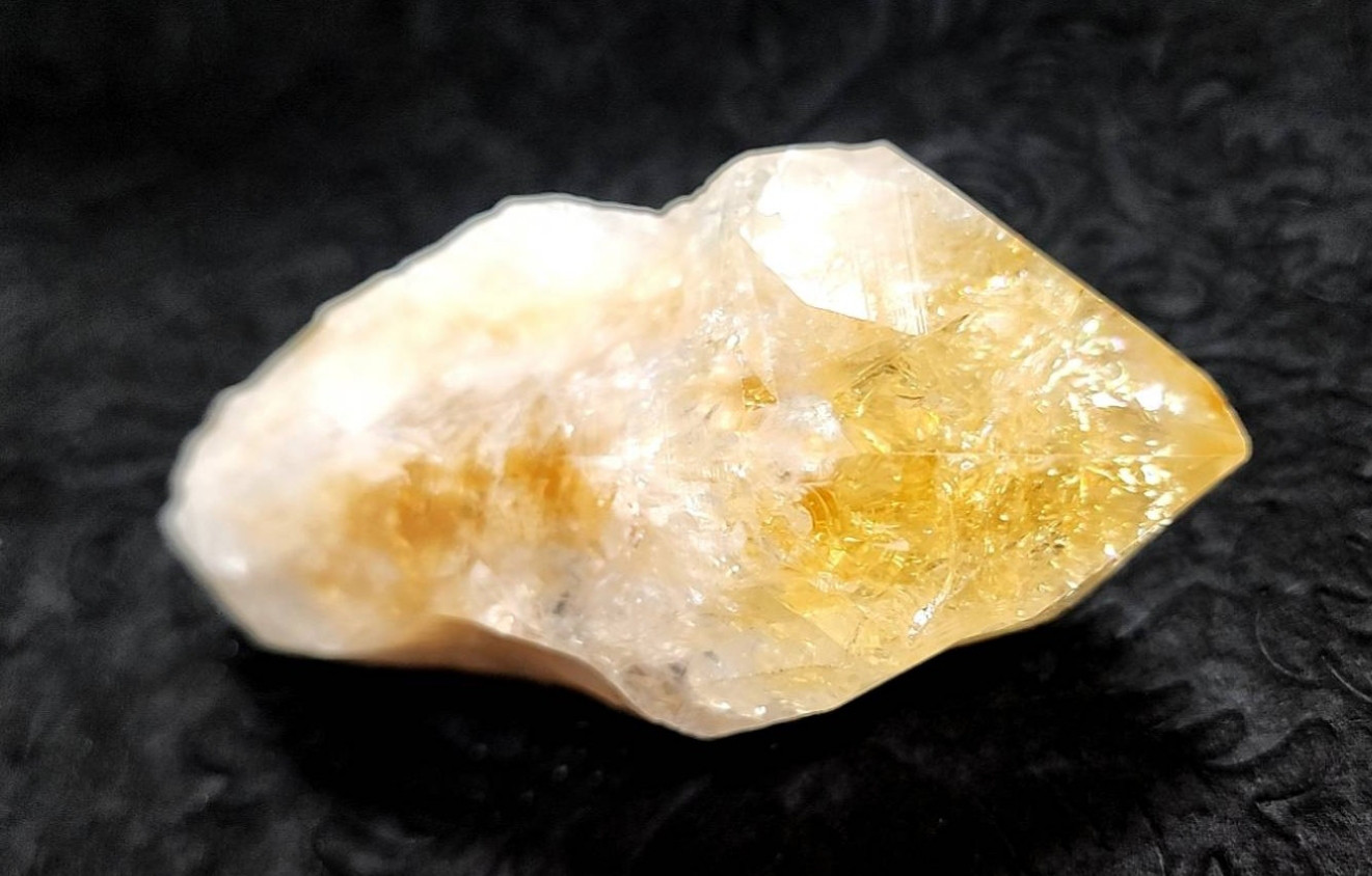 シトリン◇1粒◇虹入り◇原石◇天然石◇