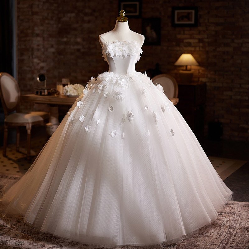 綺麗 白 ふわふわ 立体花 ウェディングドレス 裾引き パーティー 韓国風 結婚式 花嫁 前撮り 披露宴 A7091