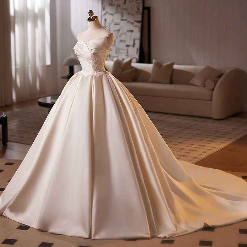 綺麗 白 サテン ウェディングドレス 裾引き パーティー シンプル 韓国風 結婚式 花嫁 前撮り 披露宴 A7093