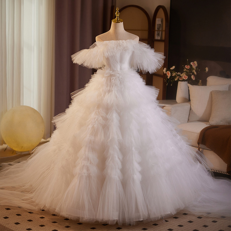 豪華 白 ふわふわ オフショルダー ウェディングドレス パーティー 綺麗 結婚式 花嫁 前撮り 披露宴 A7107