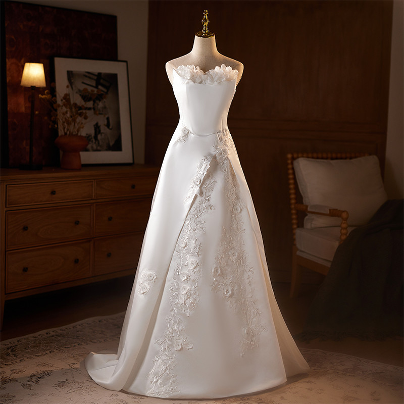 綺麗 白 サテン 花 ウェディングドレス パーティー シンプル 結婚式 花嫁 前撮り 披露宴 お呼ばれ A7113