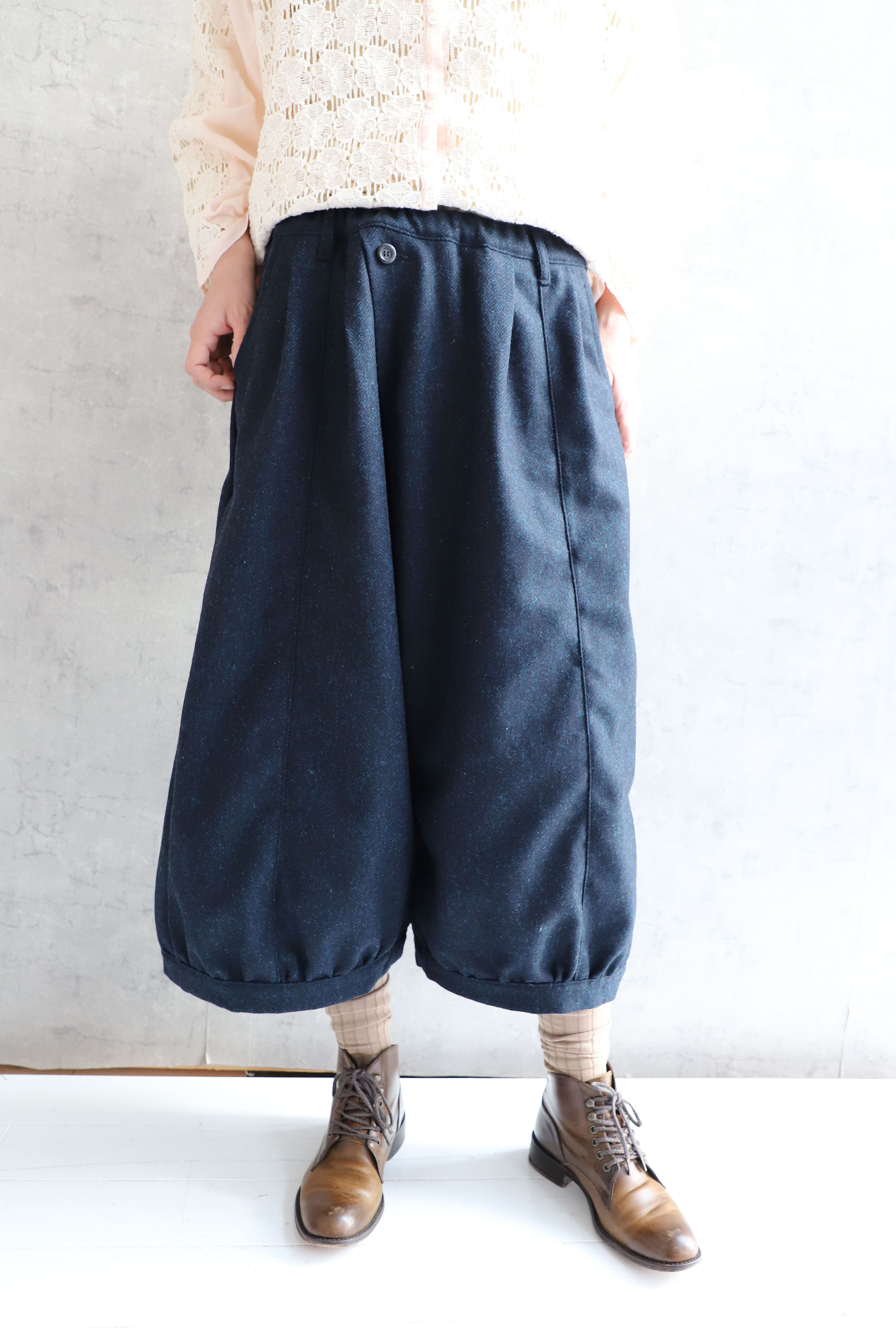 秋冬サンプルセールSALE特価掘り出し物ヘリンボーンツイードのバルーンパンツ(裏付き)　TP037NV