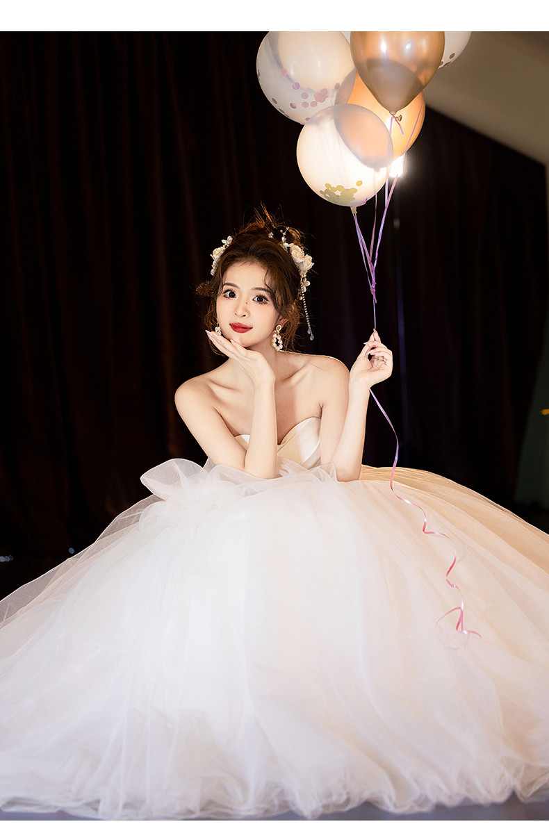 綺麗 白 ふわふわ ノースリーブ ウェディングドレス パーティー シンプル 結婚式 花嫁 前撮り 披露宴 A7137