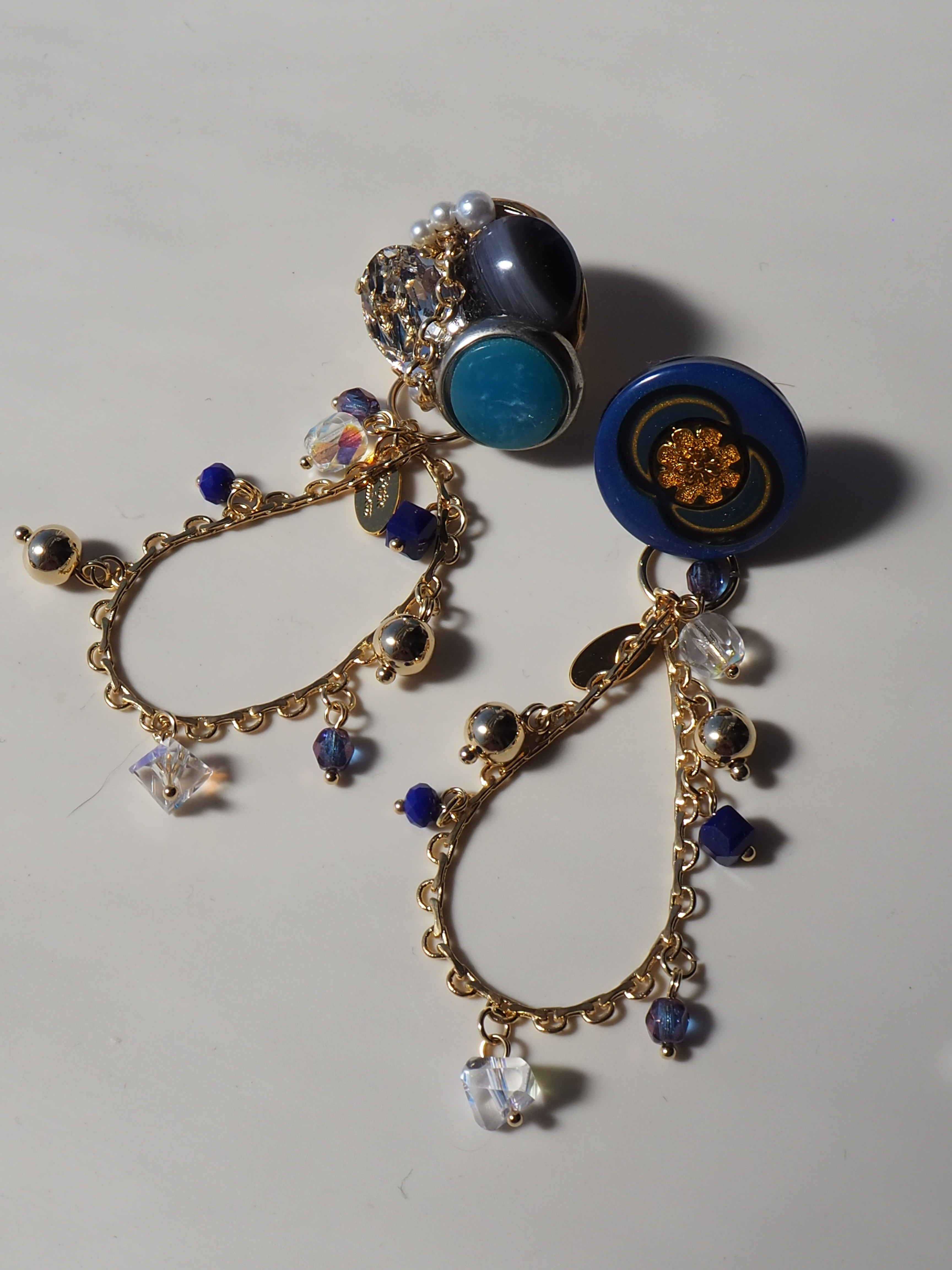 ボタンアクセサリー/クレオパトラ/チタン