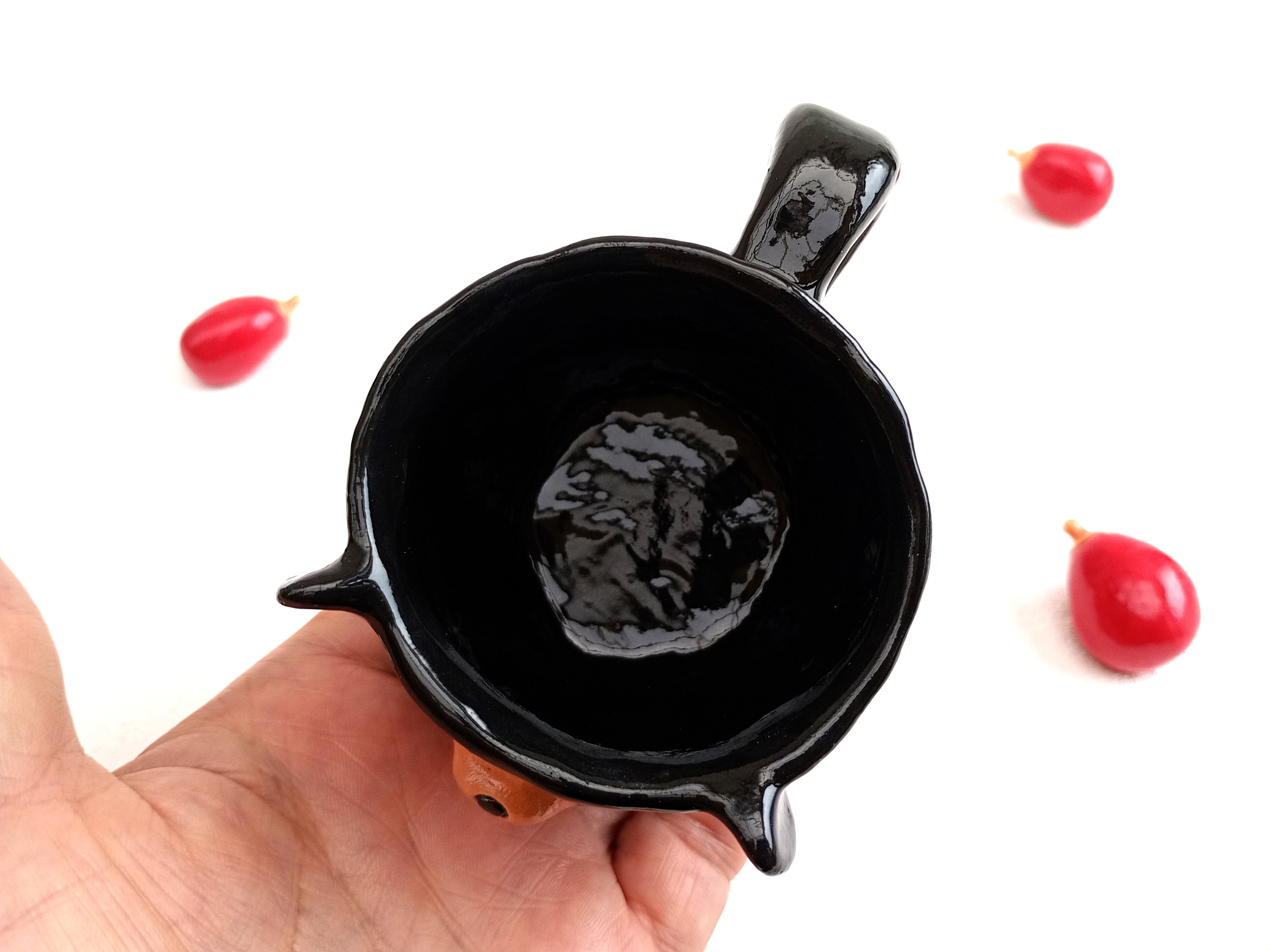 タスマニアデビルのコーヒーカップ　150 ml 動物の陶器　受注製作