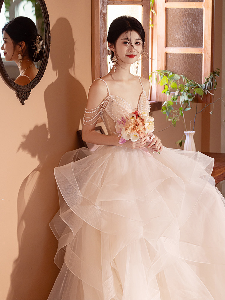 綺麗 白 ふわふわ ノースリーブ ウェディングドレス パーティー 韓国風 結婚式 花嫁 前撮り 披露宴 A7153