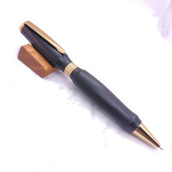 黒檀の回転式ボールペン 2枚目の画像