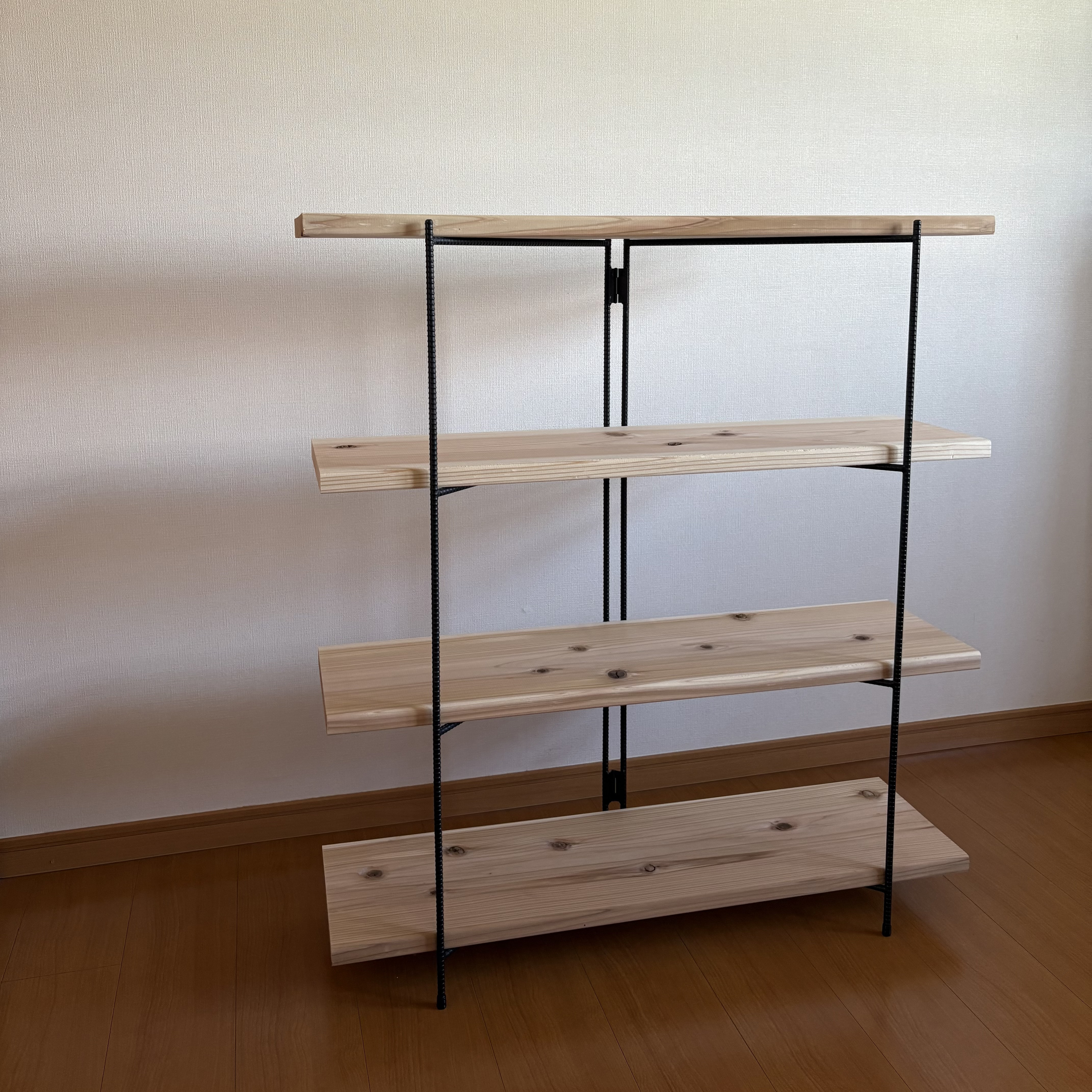 【送料込み】無垢板　オープンシェルフ　折り畳みラック　アイアンシェルフ　什器　店舗什器　飾り棚　植物棚　奥行27cm